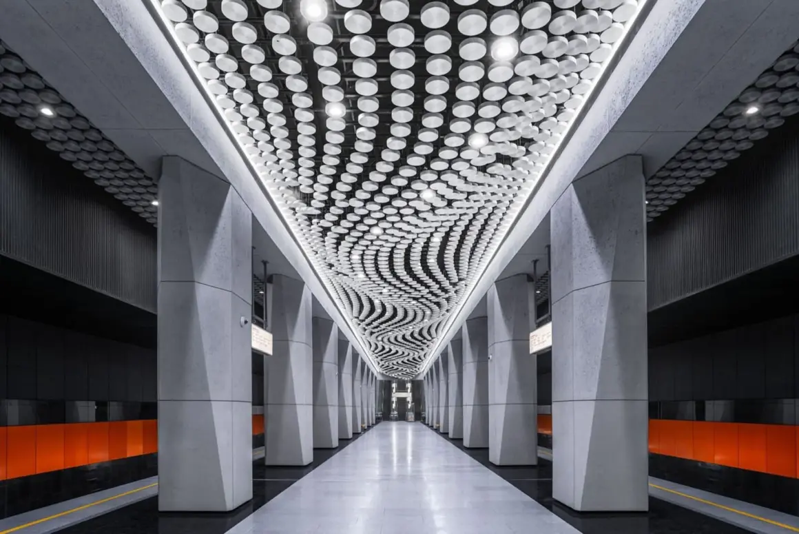 Vadim Sherbakov : Moskova Metro 3 vadim sherbakov new moscow metro VADL0285