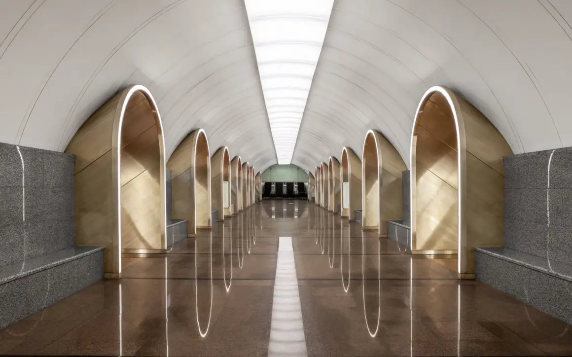 vadim sherbakov new moscow metro VADL0758