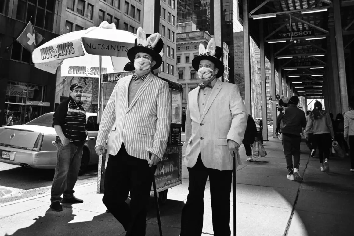 Phil Penman : New York Street Diaries 9 210418 NYC Street Series