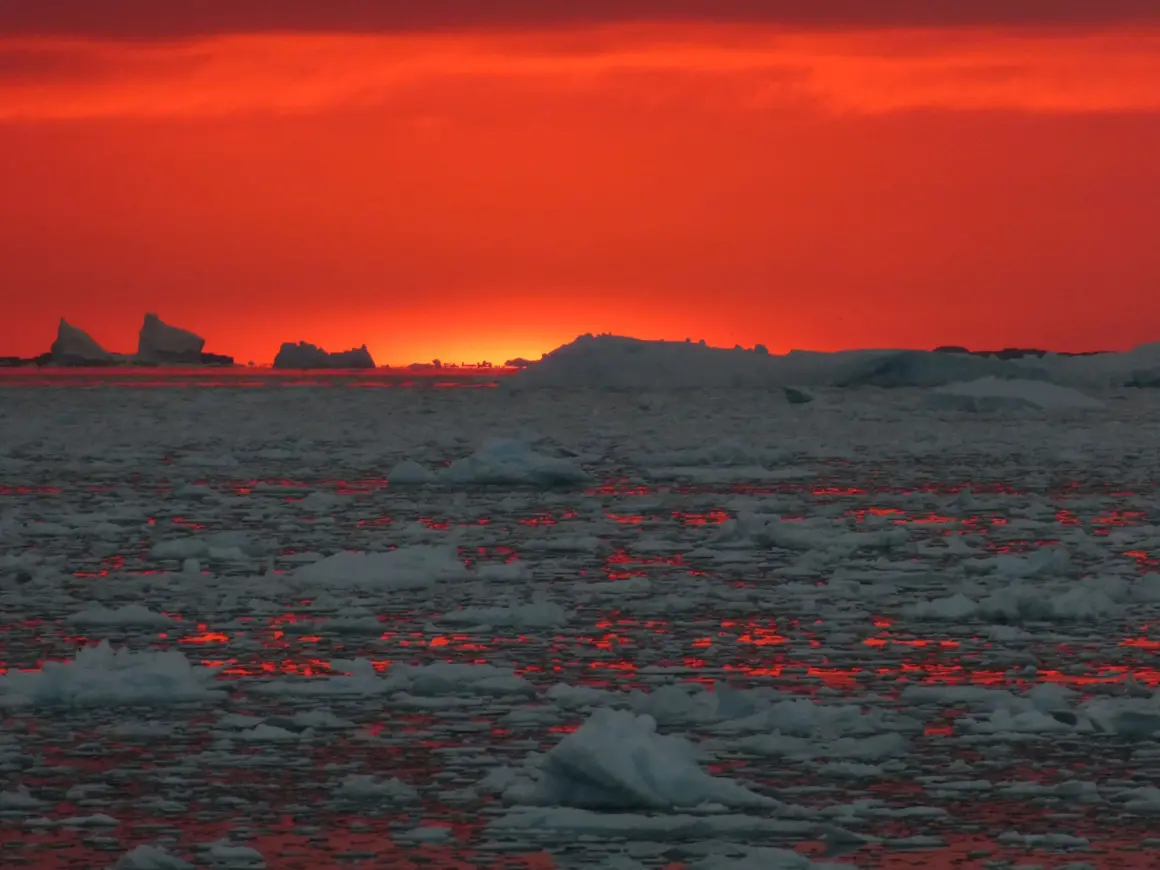 Earth science runner up Burning through the frozen south Michael Meredith