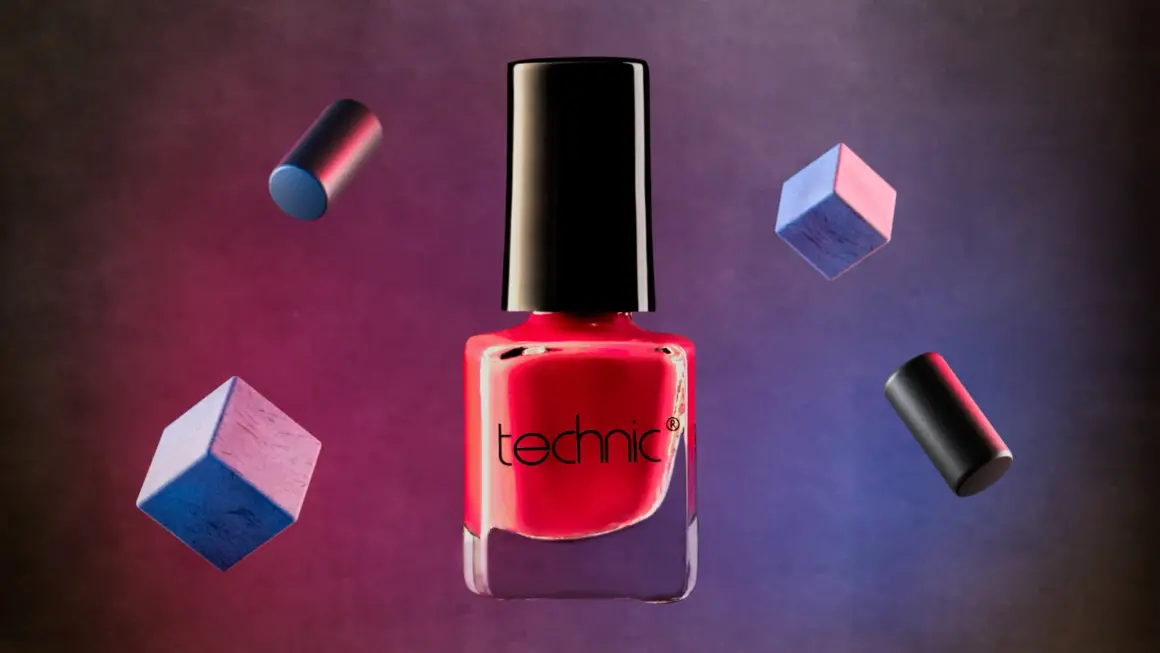 Doku Katmanlarını Oluşturmak ve Kullanmak İçin Tam Bir Kılavuz 27 Lip gloss with texture background CGI shapes