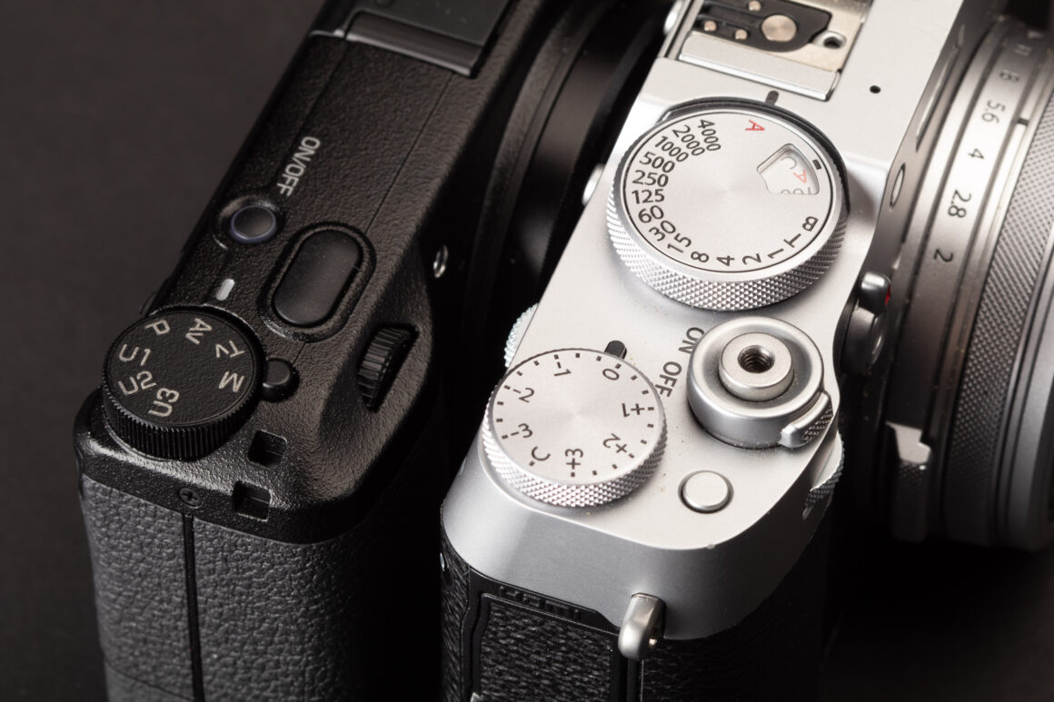 Ricoh GRIIIx vs Fujifilm X100V controls