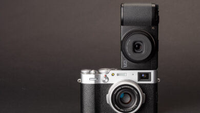 Ricoh GRIIIx vs Fujifilm X100V lead