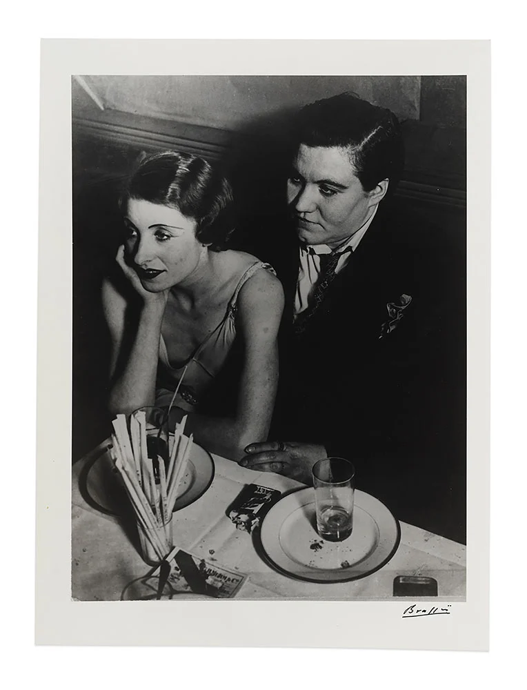 İkonik Fotoğrafçıların Yakaladığı New York, Paris ve Londra'da Gece Hayatı 5 Brassai Au Monocle un couple 1932