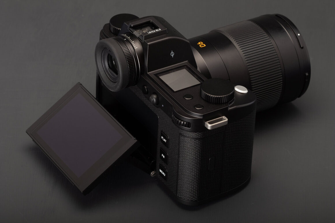 Sony a7R V vs Leica SL3