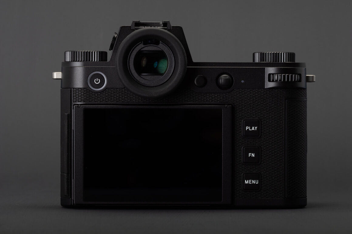 Sony a7R V vs Leica SL3 004