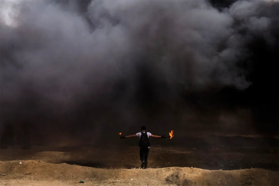 Foto Muhabiri Gabriele Micalizzi Savaşa Yakınlaşıyor ve Kişiselleşiyor 7 © Gabriele Micalizzi Manifesto March of Return Gaza 2018 Courtesy of 29 ARTS IN PROGRESS gallery WEB