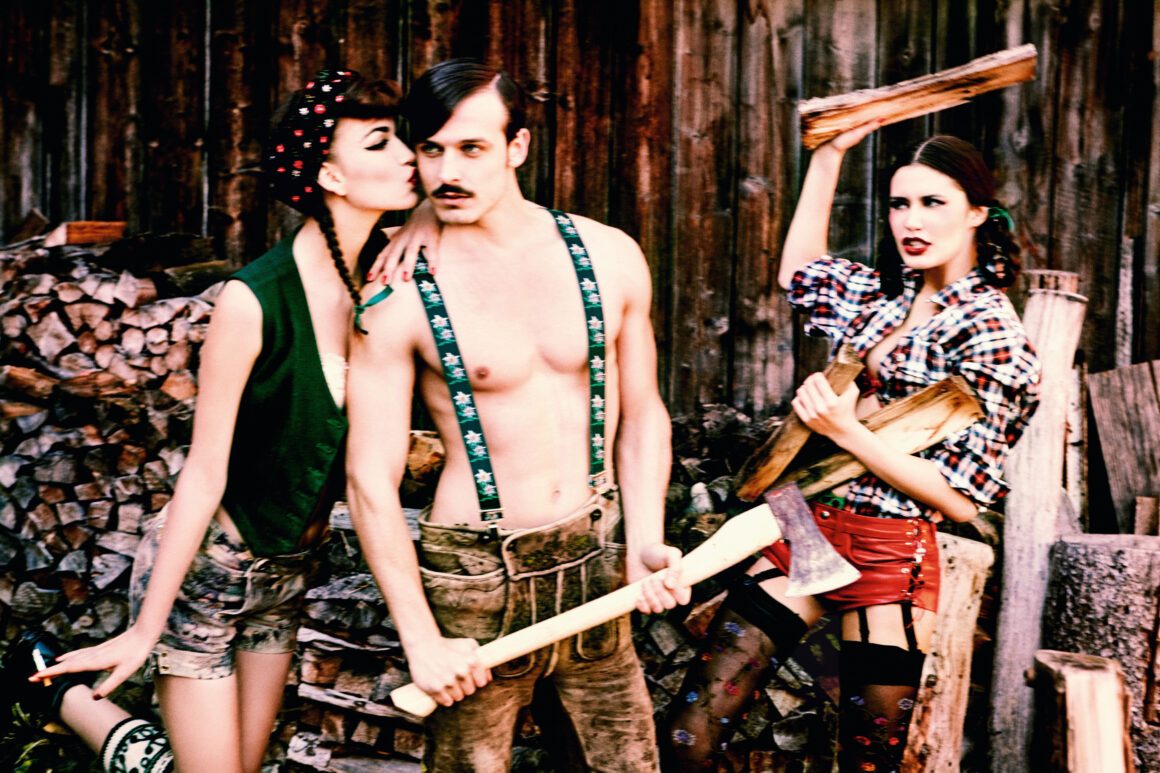 Ellen von Unwerth'ın yeni fotoğraf kitabı Bavyera 3 Ellen von Unwerthin yeni fotograf kitabi Bavyera 002