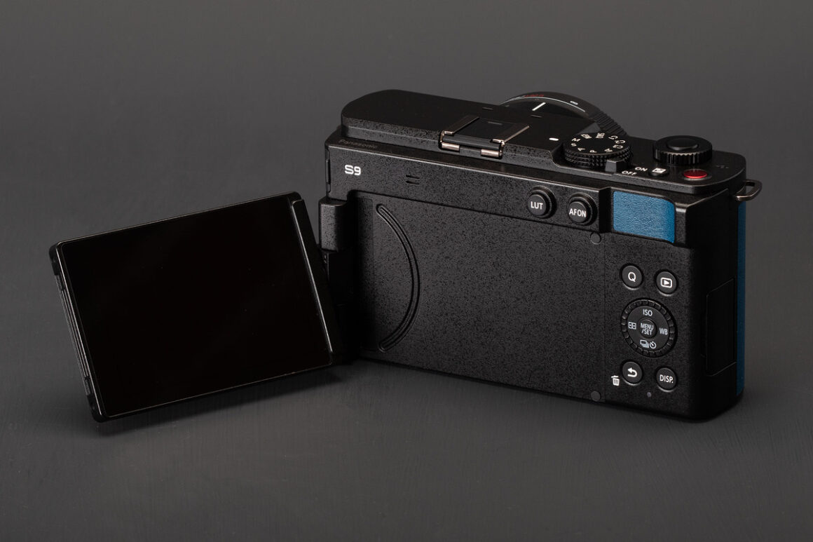 Panasonic Lumix S9 ilk incelemesi 9 Panasonic S9 ilk incelemesi 003