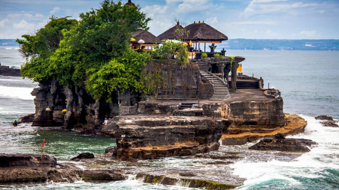 2024'te Ziyaret Edilmesi Gereken En İyi 10 Fotoğrafçılık Lokasyonu 40 Tanah Lot