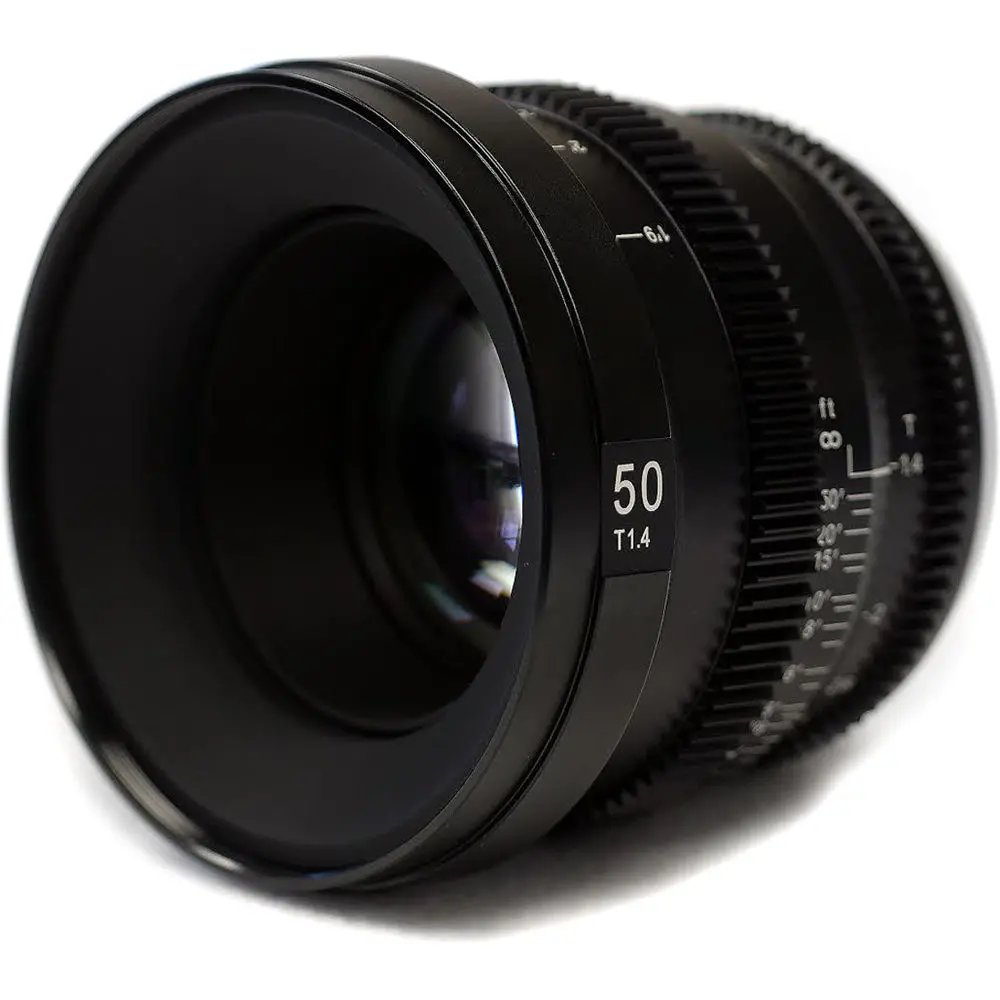 2024 Yılında Micro Four Thirds Kameralar için En İyi Lensler 16 slr magic 50mm