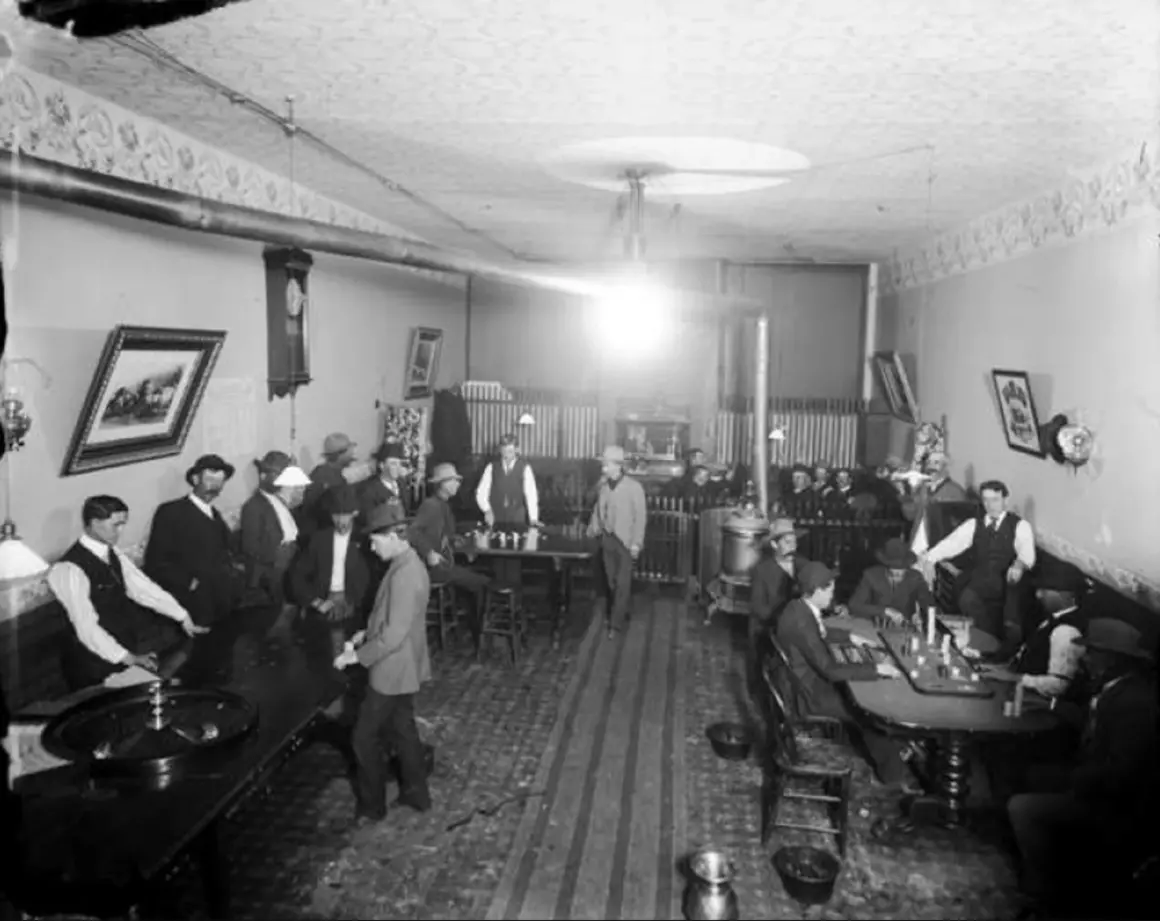 Vahşi Batı'nın Salon Barlarında Hayat 5 Old Saloons Of The West03
