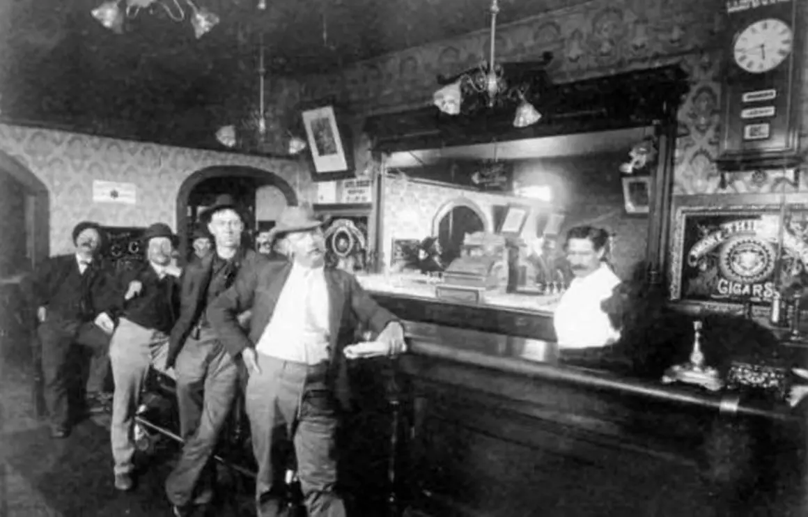 Vahşi Batı'nın Salon Barlarında Hayat 6 Old Saloons Of The West06