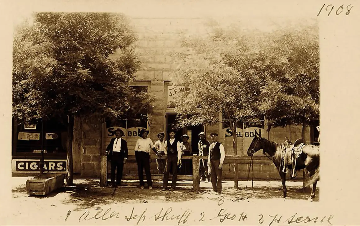 Vahşi Batı'nın Salon Barlarında Hayat 14 Old Saloons Of The West17