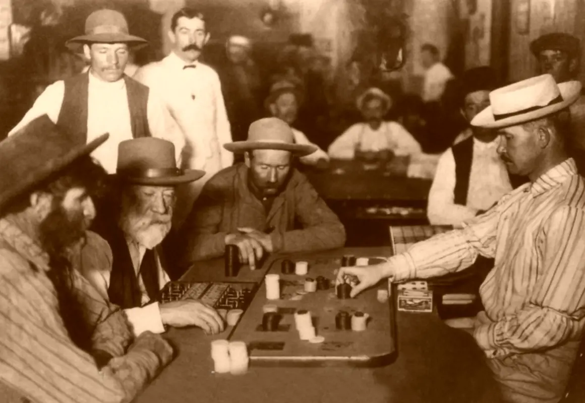 Vahşi Batı'nın Salon Barlarında Hayat 19 Old Saloons Of The West37
