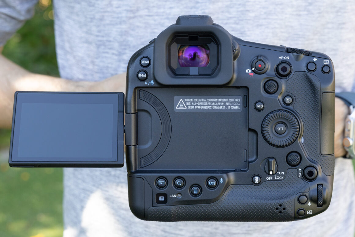 Canon EOS R1 ilk incelemesi 13 Canon EOS R1 Articulated Screen