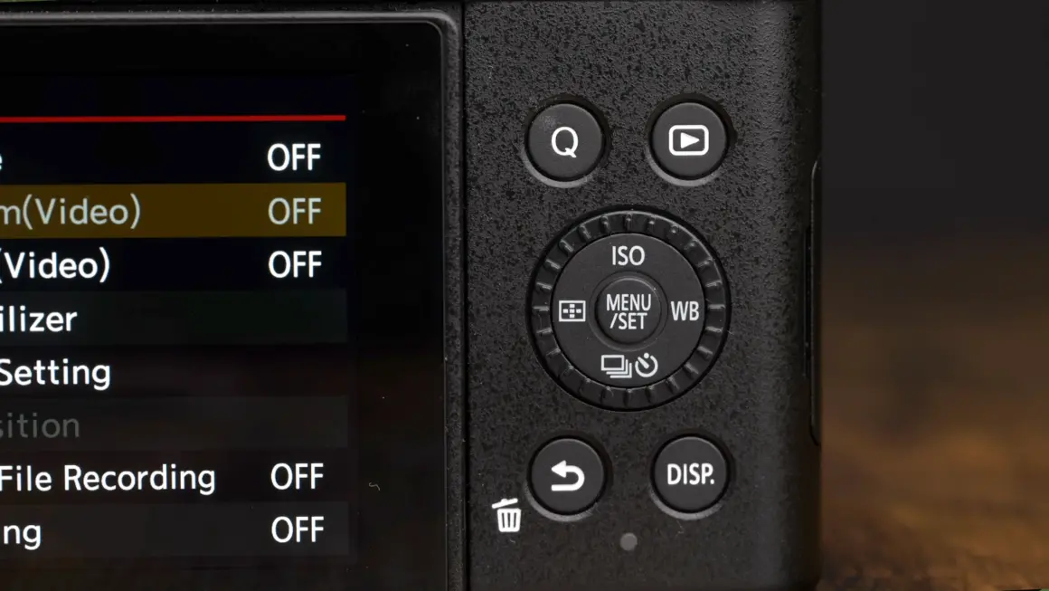 Sony ZV-E10 II vs Panasonic S9 4 ZV E10 II vs S9 Fiddly Dial
