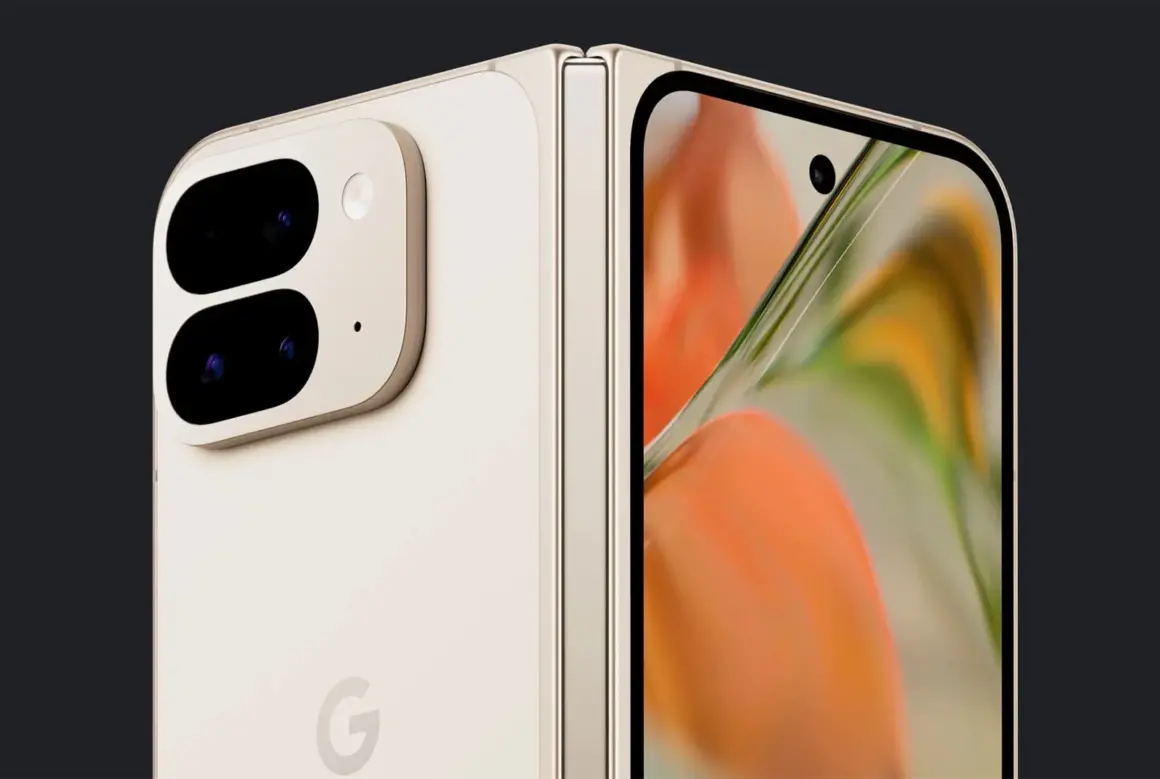 Google Pixel 9 Pro'ya İlk Bakış 7 google pixel 9 pro fold rear opened pshot google