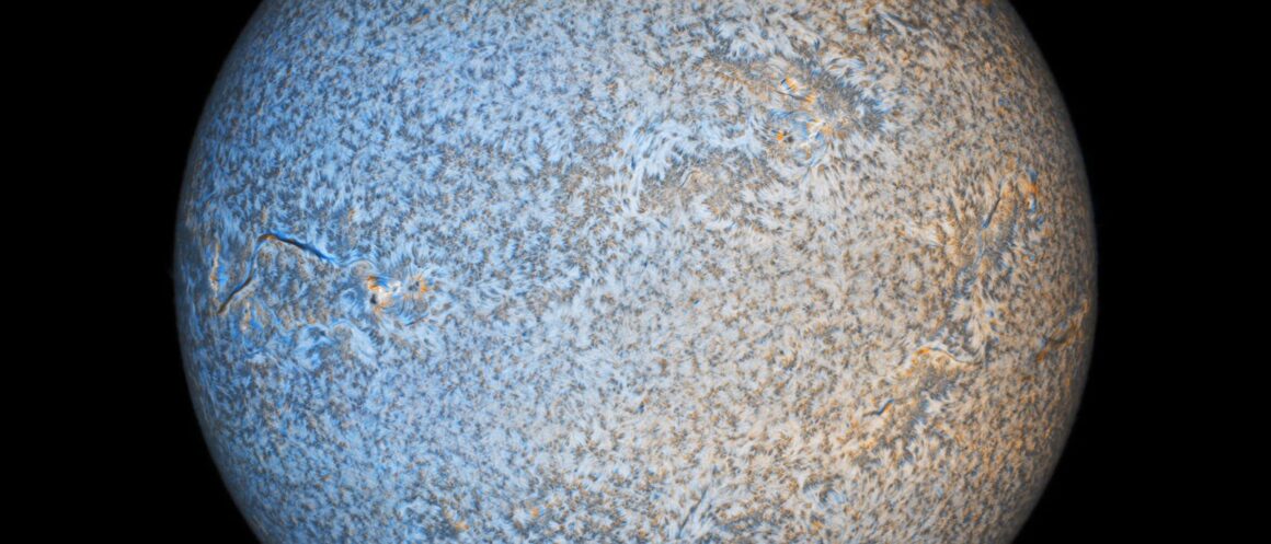 16. Geleneksel Yılın Astronomi Fotoğrafçısı yarışması 2024 5 Blue turns to Red our Sun Rotates © Andras Papp