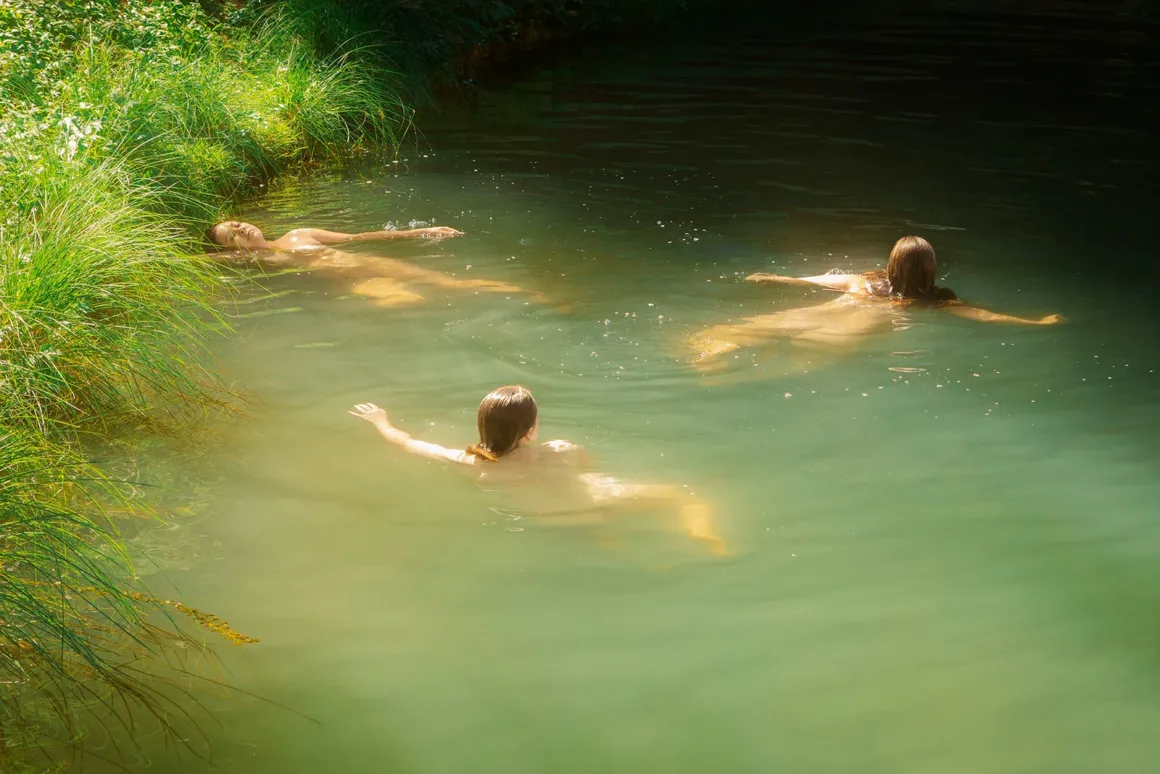 2024 Feature Shoot Emerging Photography Awards 18 JordanTiberio 12x18 01