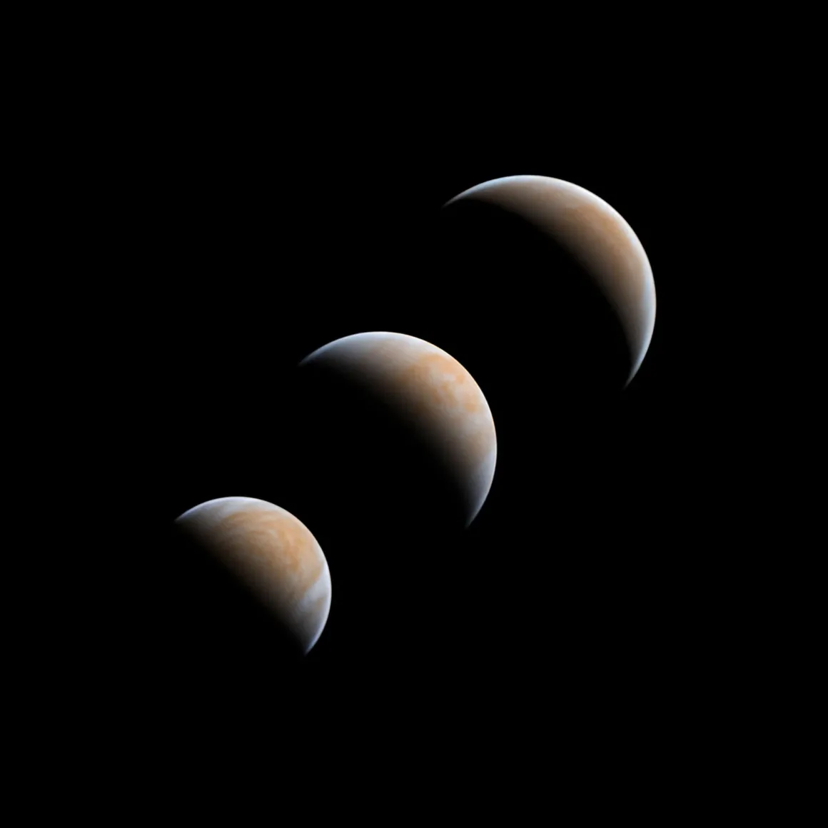 16. Geleneksel Yılın Astronomi Fotoğrafçısı yarışması 2024 10 On Approach © Tom Williams