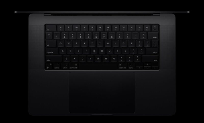 Apple MacBook Pro M4 Magic Keyboard close up