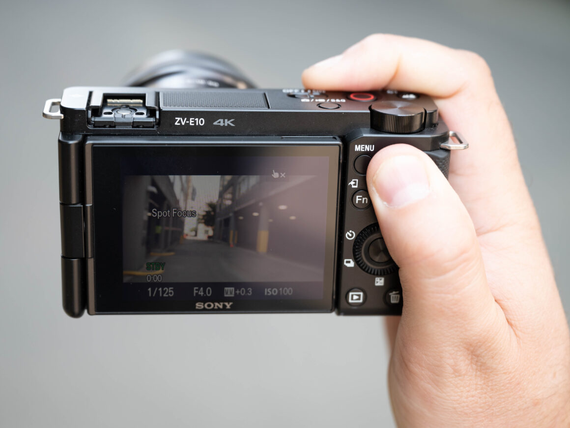Sony ZV-E10 vs Nikon Z30 6 Sony ZV E10 autofocus