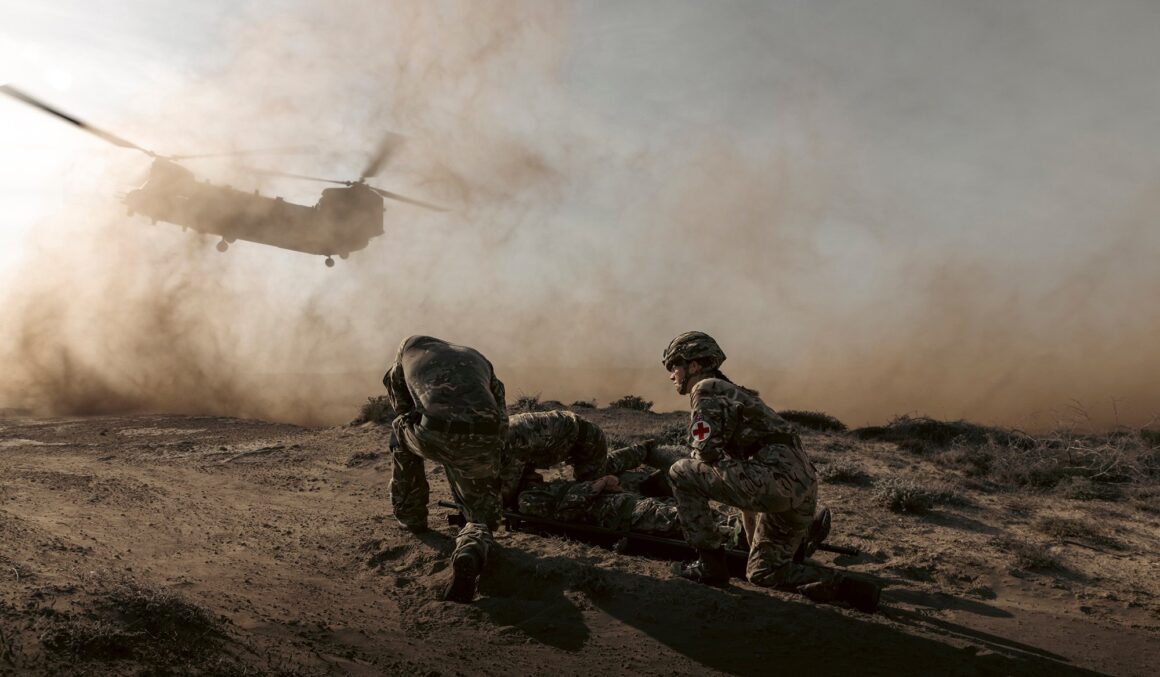 Royal Air Force Fotoğraf Yarışması'nın kazanan fotoğrafları 4 2nd RAF Photog of the Year CAT H CALL IN A CAB AS1 BARNARD
