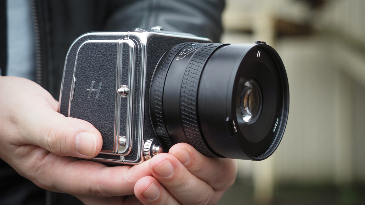 En iyi 10: 2024'ün favori kameraları 7 Hasselblad 907X