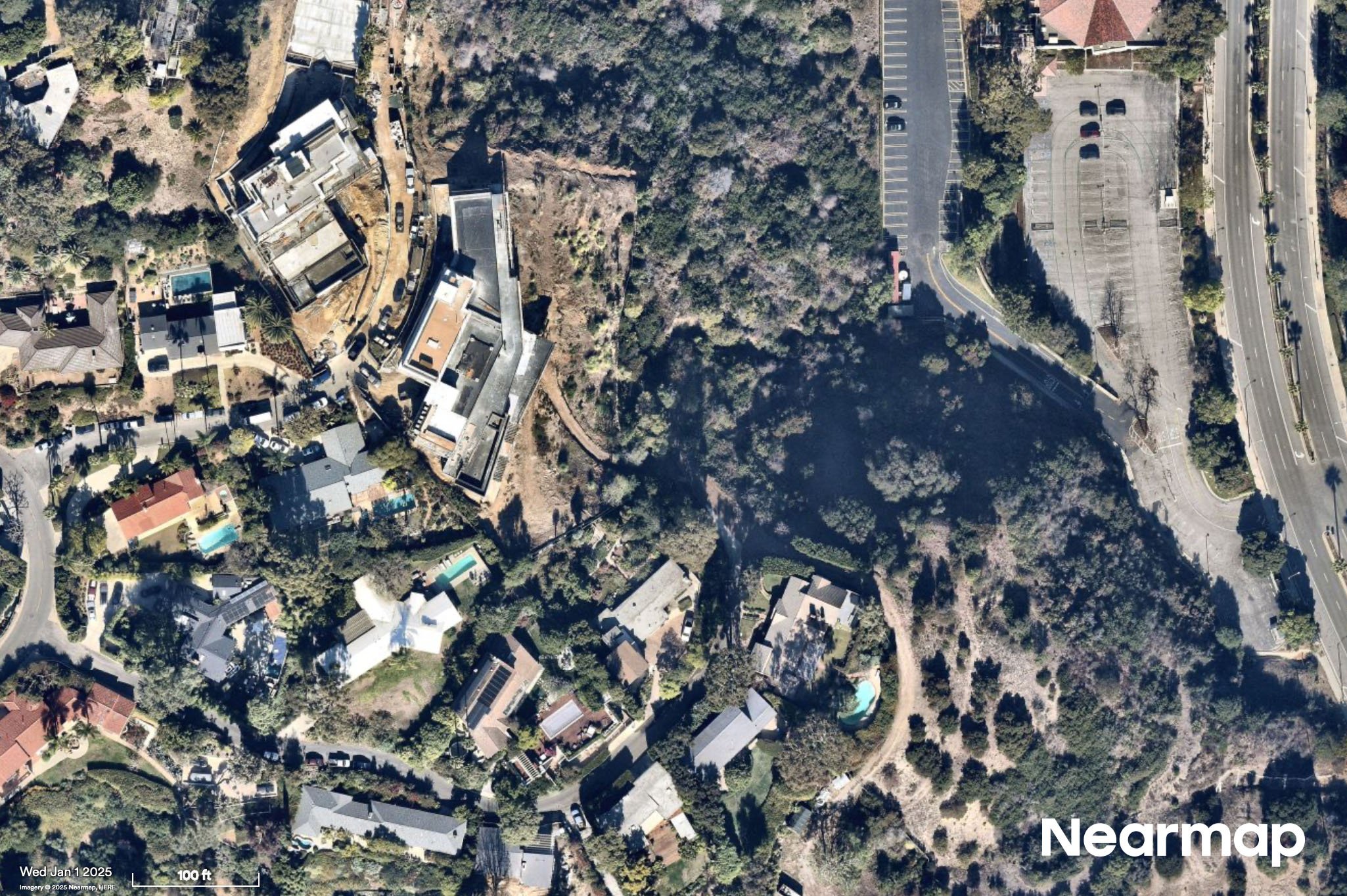 Los Angeles'taki yangının yol açtığı hasarlar 8 Jan 1 Before 556 Catalonia Ave Pacific Palisades