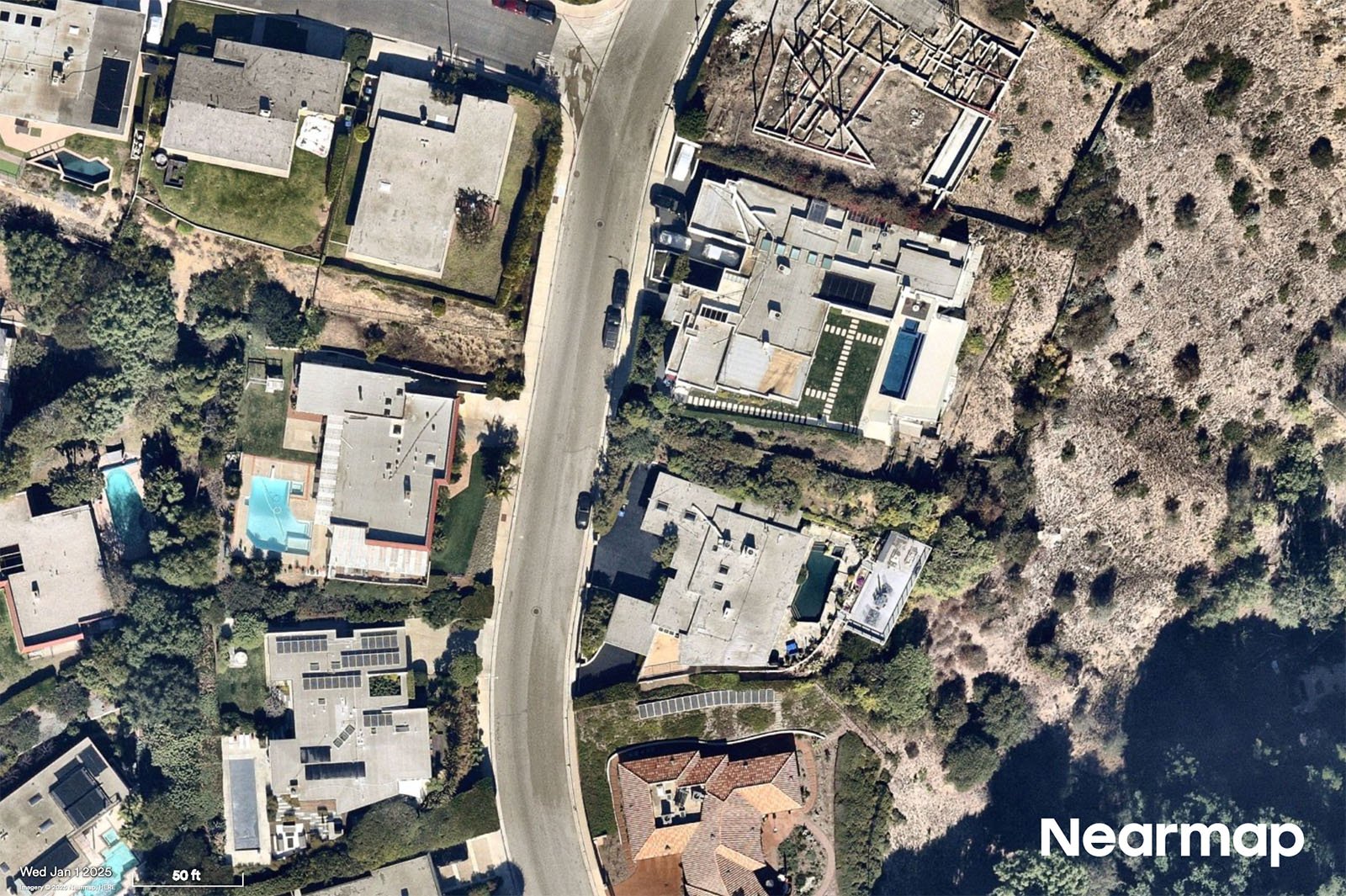Los Angeles'taki yangının yol açtığı hasarlar 4 Jan 1Before 1416 Lachman Ln Pacific Palisades