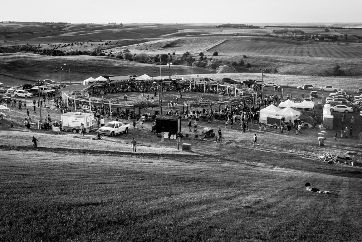 Richard Sharum : Spina Americana 7 Wacipi Pow Wow Grounds. Yankton Sioux Reservation. Lake Andes South Dakota.