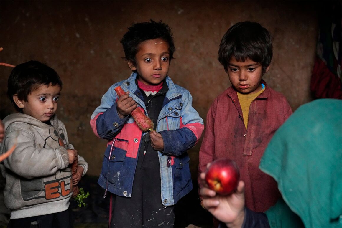 World Press Photo 2024 Bölge Kazananları 11 026 Asia Stories Ebrahim Noroozi Associated Press
