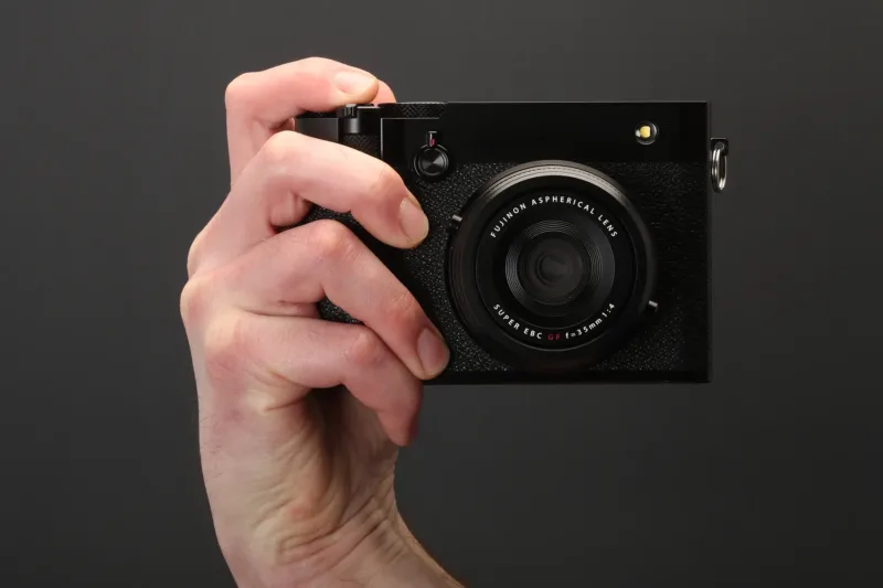 Fujifilm GFX100RF 020