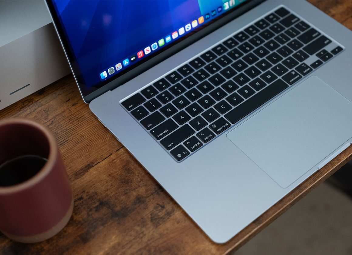 Apple MacBook Air M4 İncelemesi 7 macbook air m4 1