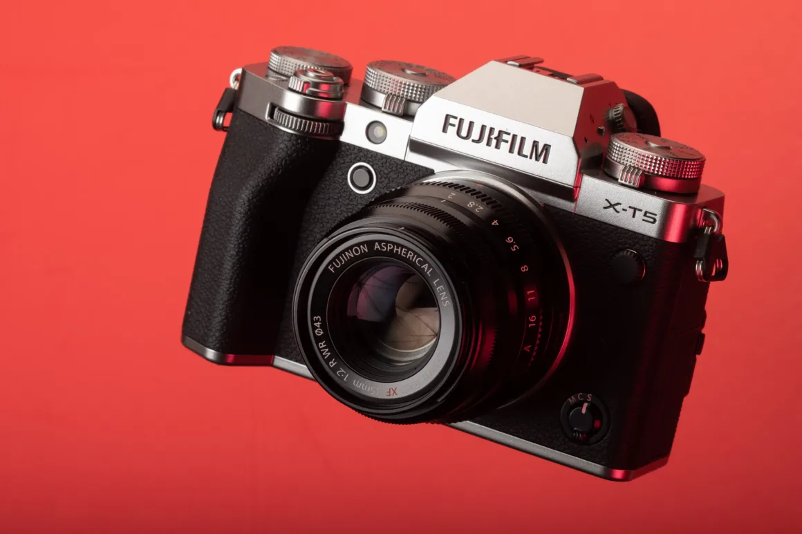 2025'te manzara fotoğrafçılığı için en iyi kameralar 5 fujifilm xt5