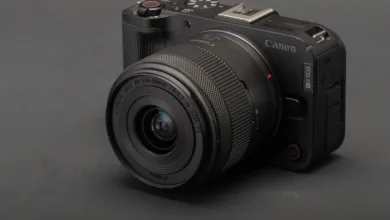 Canon EOS R50 V vs Sony ZV-E10 II 13 EOS R50 V three quarter shot 1