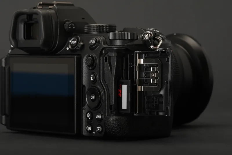 Nikon z5ii card slots