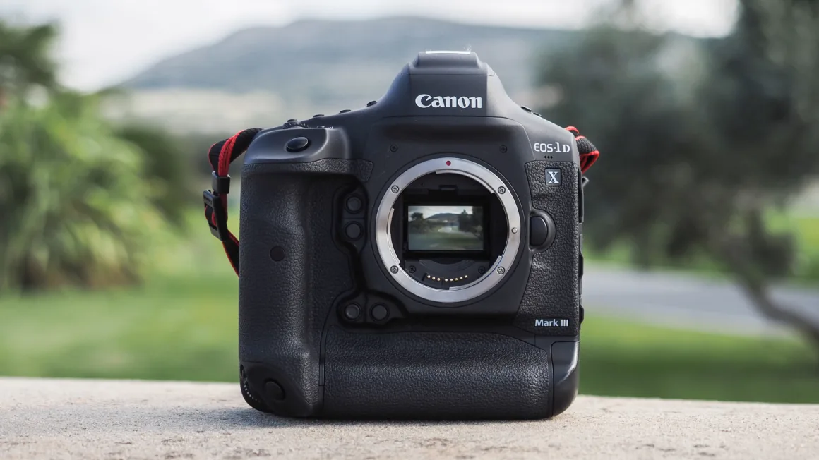 2025'in en iyi DSLR'leri 83 Canon EOS 1D X Mark III 101