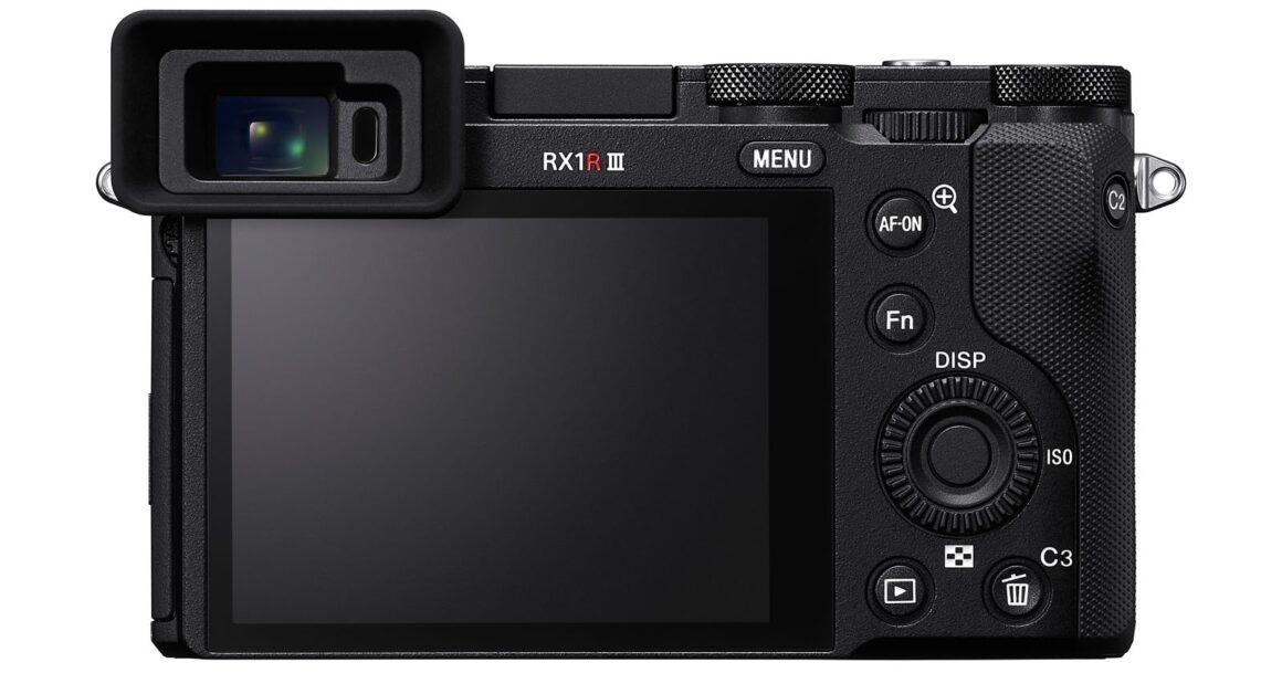 RX1R III rear eyepiececup