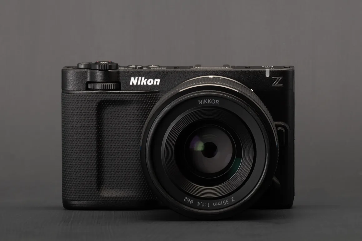 Nikon ZR İncelemesi