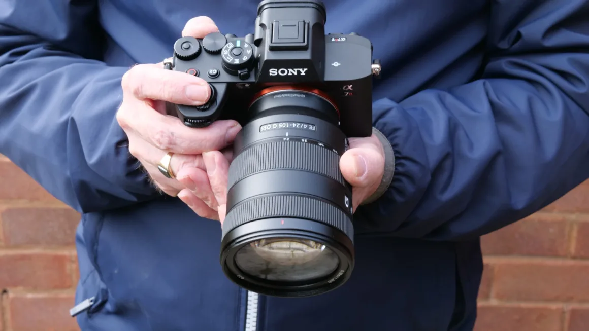 Sony A7R V