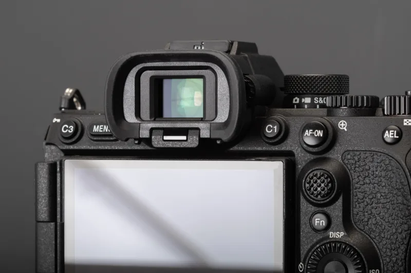 Sony a7 V incelemesi E mount kullanicilari icin her isi yapan guclu bir govde 012