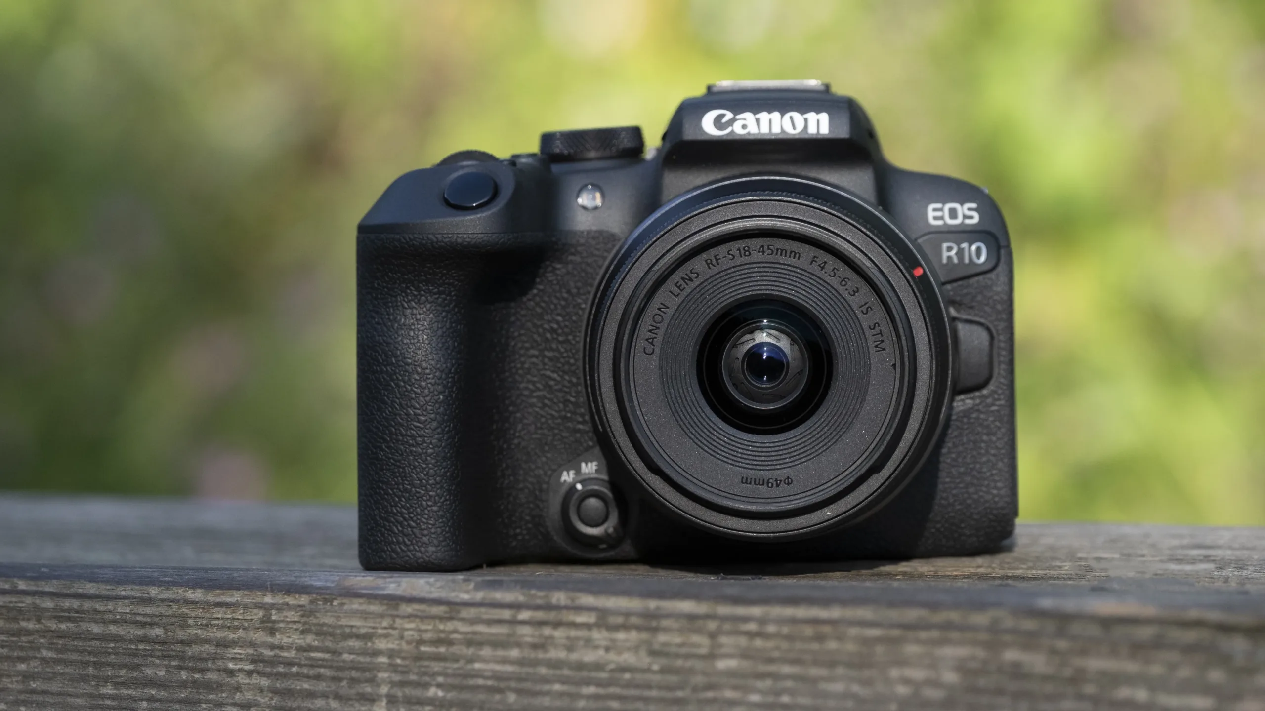 Canon EOS R10 001 scaled