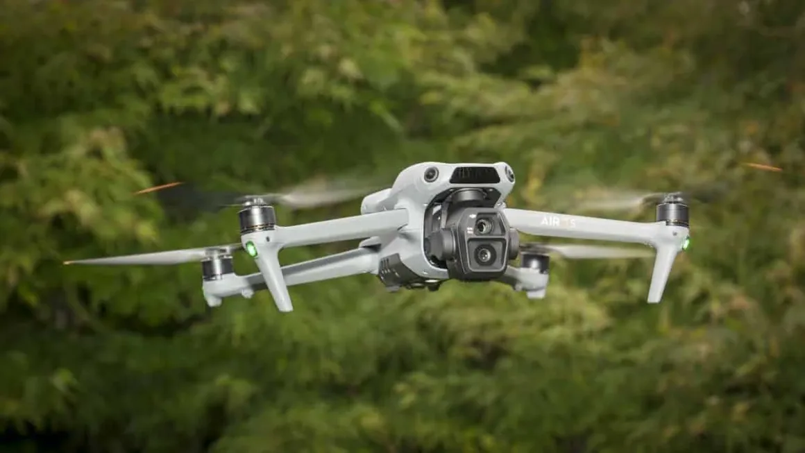DJI Air 3S 00