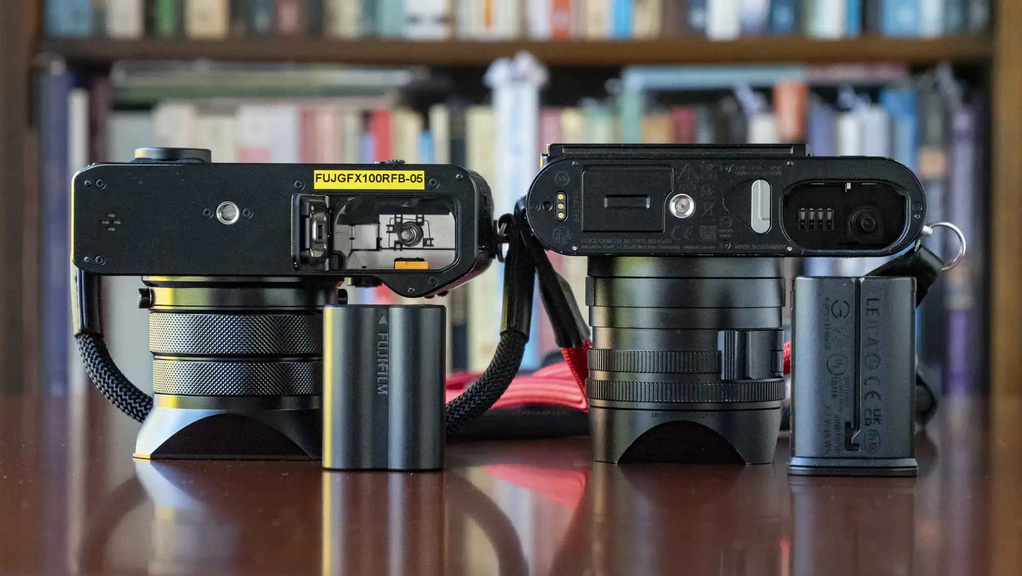 Fujifilm GFX100RF vs Leica Q3 005