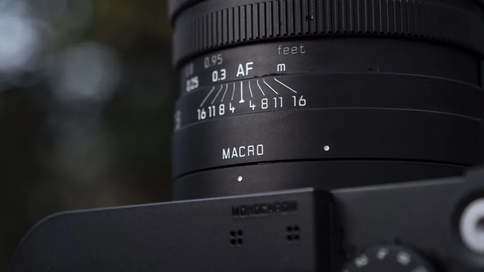 Leica Q3 Monochrom 010