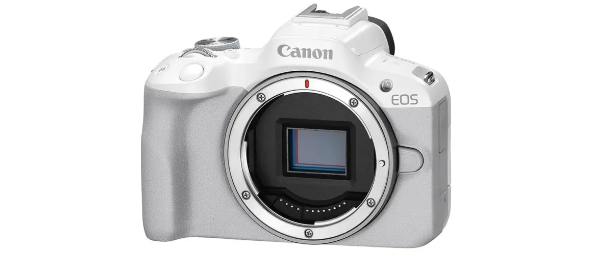 Canon, Beyaz EOS R50 V’yi Tanıttı 3 r50 v 002
