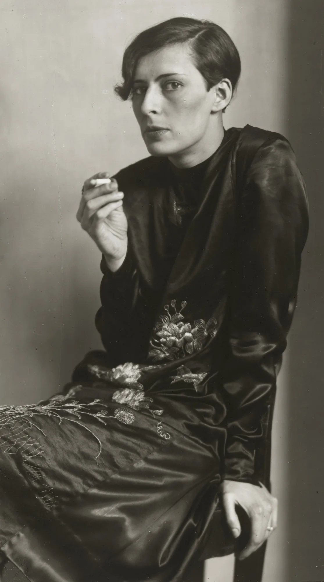 August Sander: İnsanı Değil, Toplumu Fotoğraflamak 11 August Sander Secretary at West German Radio Cologne 1931