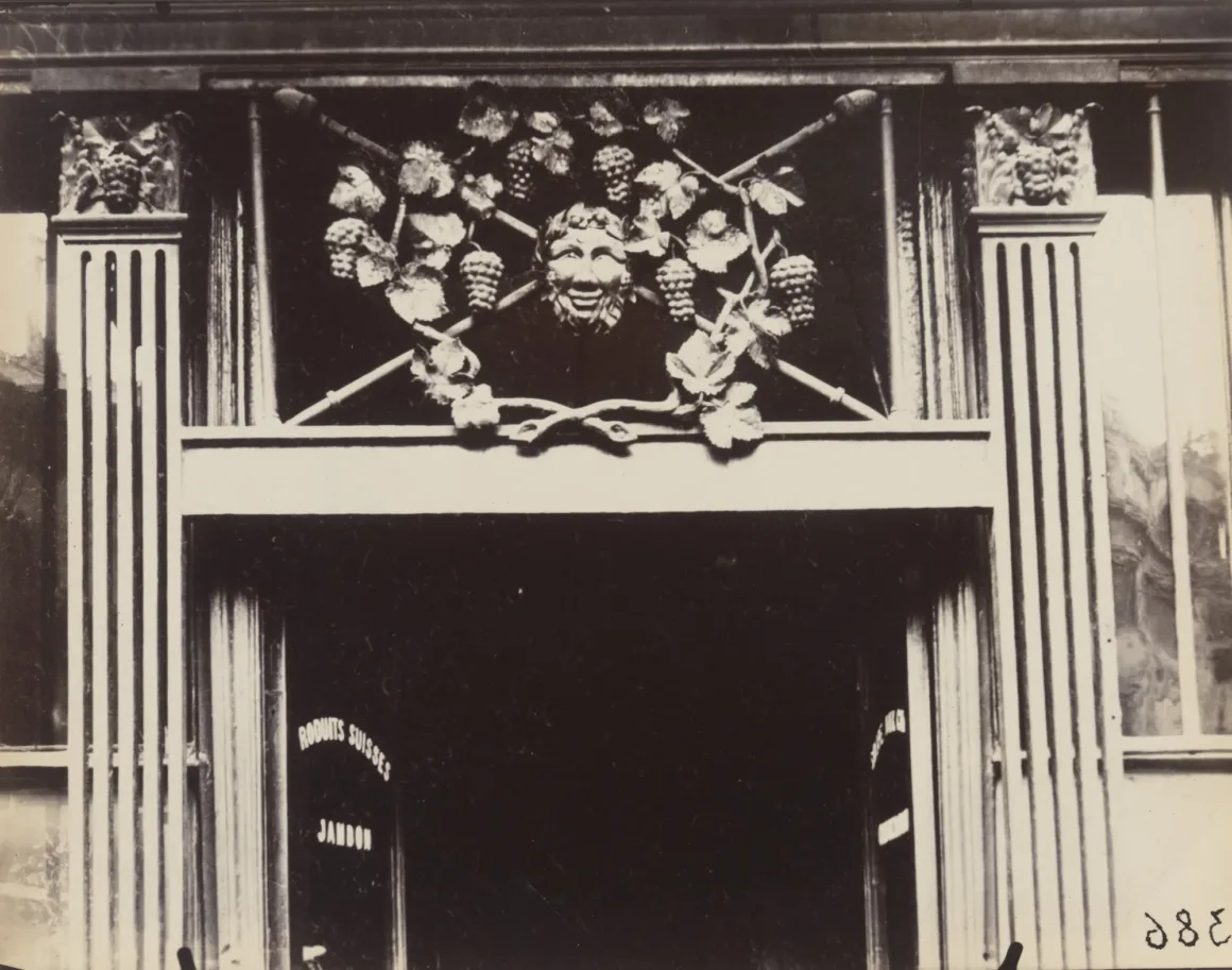 Eugène Atget: Fotoğrafın Yokluğu Görünür Kıldığı An 11 Eugene Atget. 58 Rue Caumartin. 1913